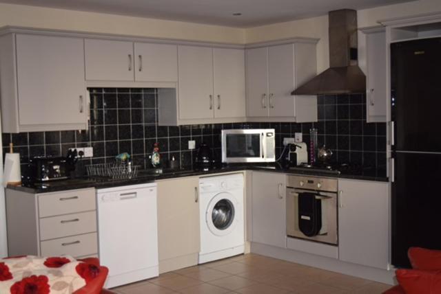 46 West Strand Avenue Portrush Eksteriør bilde